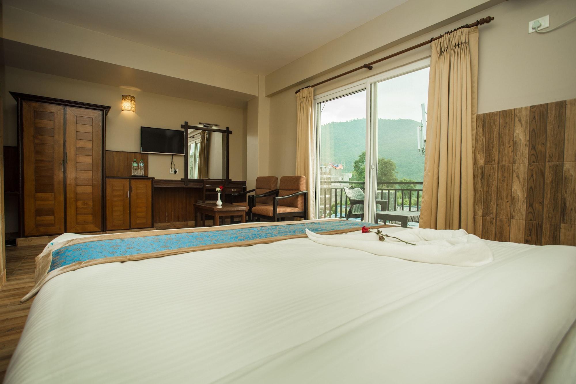 Pokhara Choice Inn Kültér fotó